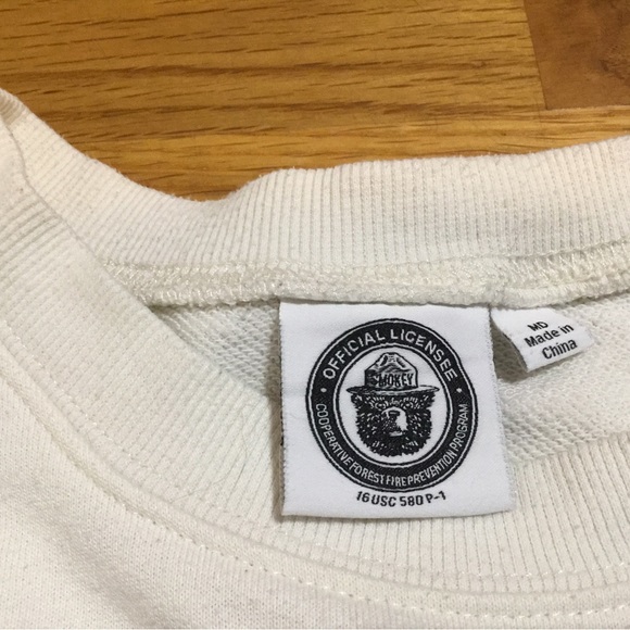 Smoky Bear “Only You” sw-shirt floral white sz medium (M) Forest fire prevention - Picture 2 of 9